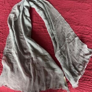 Scarf, 100 %  SILK, gray, new never worn.